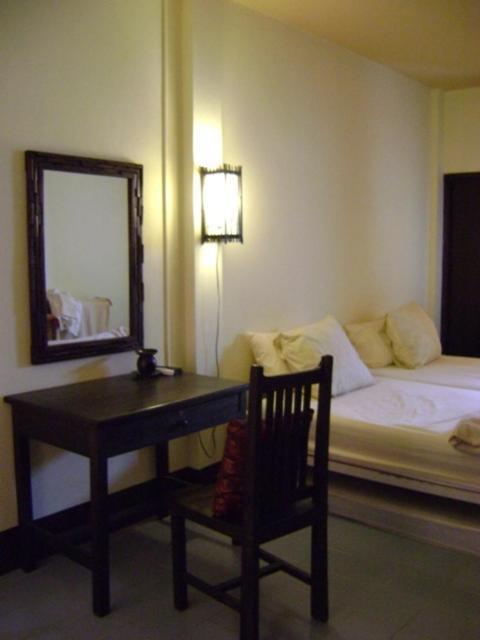 サラブ　ゲストハウス チエンマイ 部屋 写真